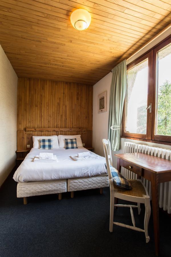 Bed and Breakfast Chalet Les Melezes Tignes Exterior foto