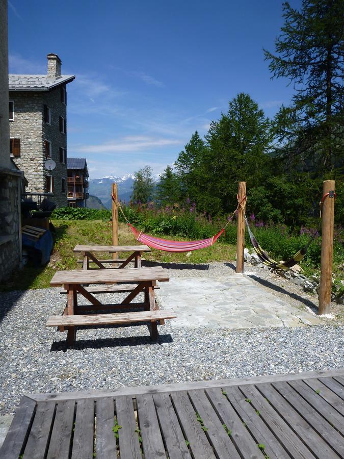 Bed and Breakfast Chalet Les Melezes Tignes Exterior foto